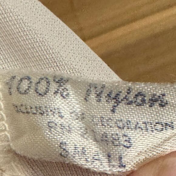 Vintage Lacey Coquette Petal Pink Sz Medium Button Front Lightweight Bed Jacket - Picture 11 of 11